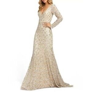 Mac Duggal Embellished V-Neck Trumpet Gown -‎ size 14 - Nude Beige